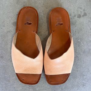 Sevilla Smith krysia slide sandals in Trocanto Undyed Leather